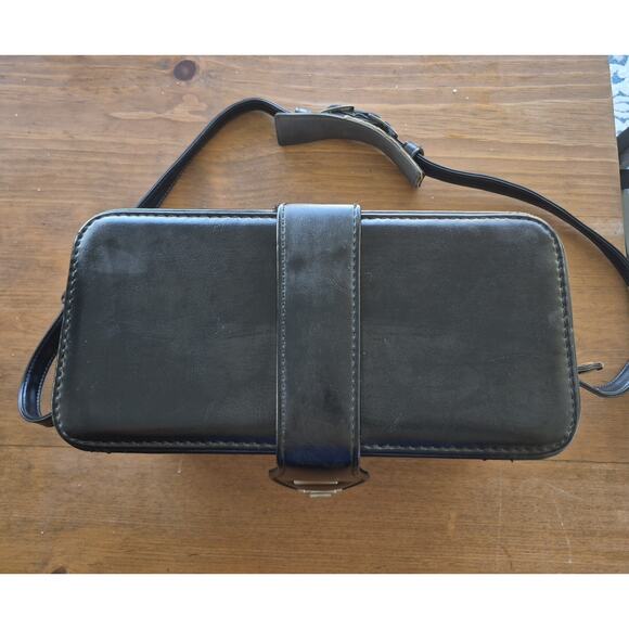 Unbranded Large Black Hard Shell Vintage Leather Camera Case with Shoulder Strap - Picture 2 of 10